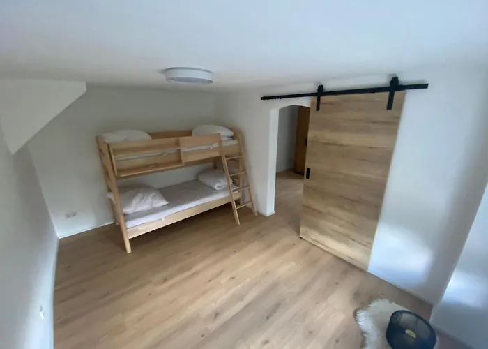 Ueber Den Daechern Von Neheim Ii *