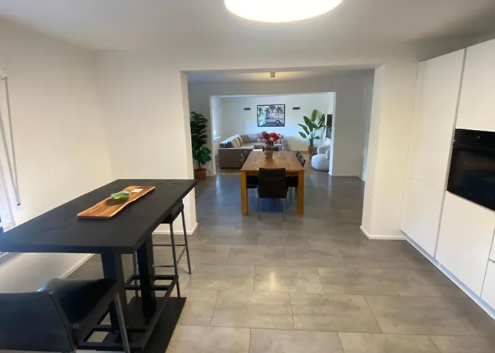 Ueber Den Daechern Von Neheim Ii * Άρνσμπεργκ